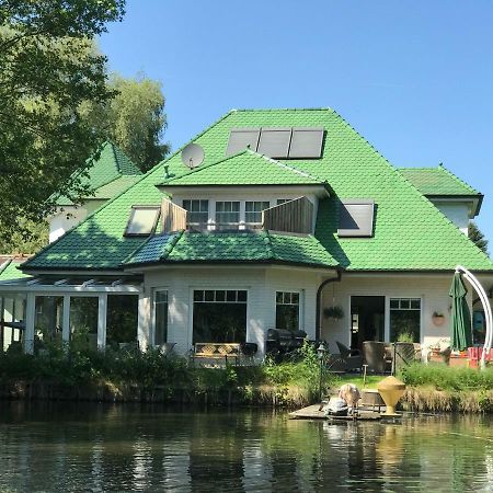 Moderne Maisonette-Wohnung Am Karpfenteich; Modern Apartment With View Of The Carp Pond Barmstedt Luaran gambar