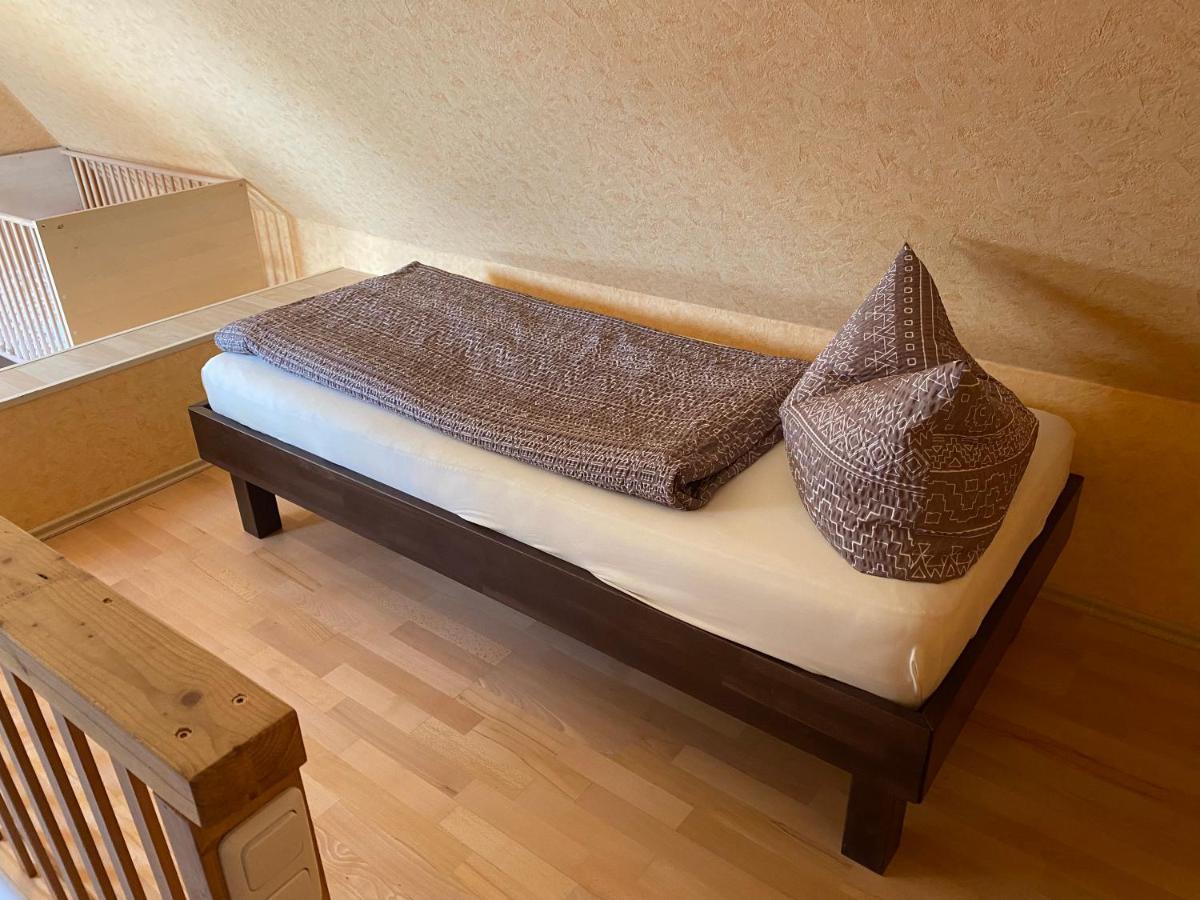 Moderne Maisonette-Wohnung Am Karpfenteich; Modern Apartment With View Of The Carp Pond Barmstedt Luaran gambar