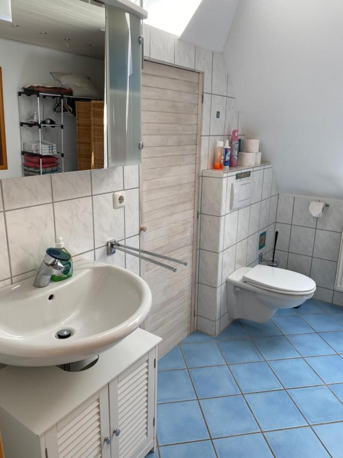 Moderne Maisonette-Wohnung Am Karpfenteich; Modern Apartment With View Of The Carp Pond Barmstedt Luaran gambar
